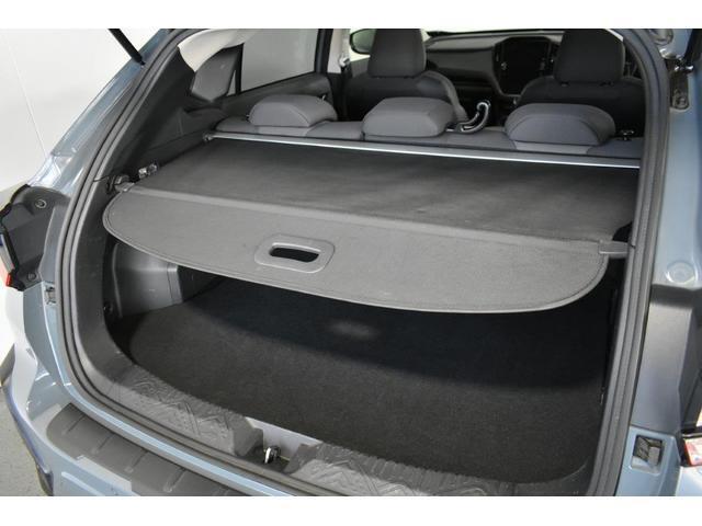 トノカバーを使えばトランク内の荷物が隠せ、プライバシーを守れます。