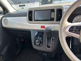 納車整備についても第三者機関の指定工場で分解記録(法定整備)を実施し、車検を基準に不具合箇所、消耗部品は改善して納車させていただきます。