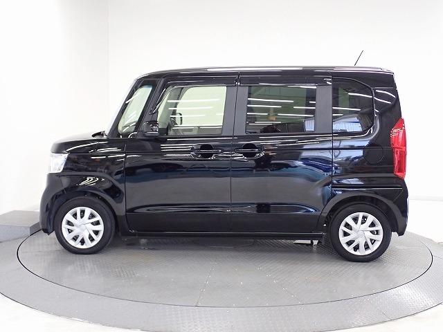 マン・マキシマム/メカ・ミニマム思想。人間のためのスペースは最大に、機械のためのスペースは最小限にして、クルマのスペース効率を高めようとする、Hondaのクルマづくりの基本的な考え方です！