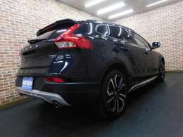 【失敗しないボルボ中古車選びをお約束】ご遠方のお客様や現車確認ができないお客様はLINEを利用し画像送信やビデオ通話オンライン商談も可能です。走行管理システム導入店、自動車公正取引協議会加盟店♪