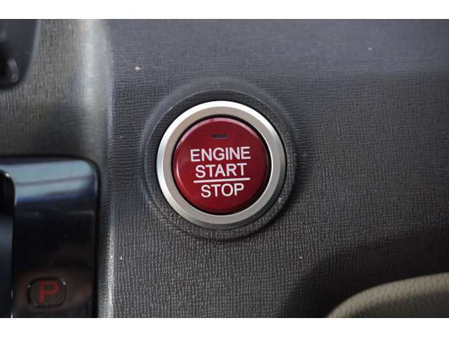 下取り査定・愛車の引き取りも可能です。廃車費用・引き取り手数料等一切頂いておりません！まずはお気軽にご相談下さい。