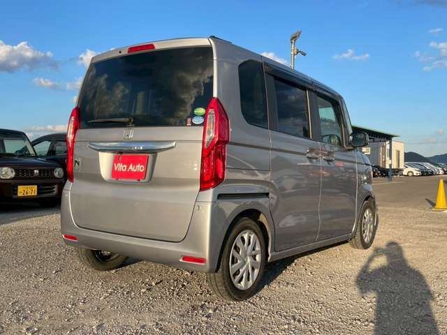 ★画像や動画を見ただけでお車の検討を進める事に抵抗がある方でも気軽に利用できるオンライン商談ならお車の検討はもちろん営業担当や店舗の様子も生中継でご覧いただけますので安心してお車をご検討頂けます。