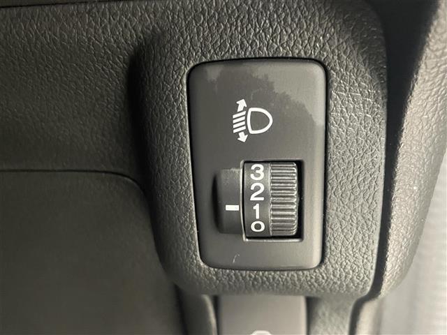 【運転席操作部】快適なドライブを楽しむための機能が装備されています！運転席から触れるので、使いやすいです！除菌プランいれていただくと、さらに清潔で安心していただけます！