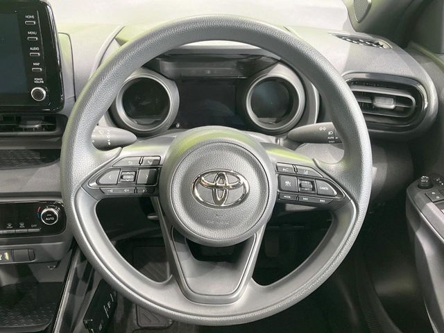 ステアリングも使用感が少なく、きれいな状態となっております♪