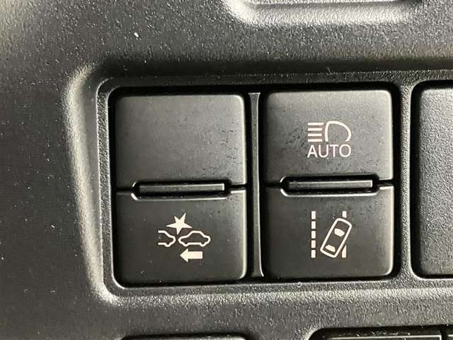 運転席の操作箇所です。ぜひ一度ご来店のうえご覧になってみてください♪