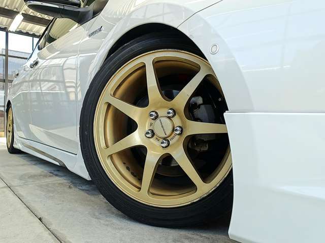 ブリヂストンProDrive軽量17インチアルミホイール！非常に軽く低燃費に貢献します！