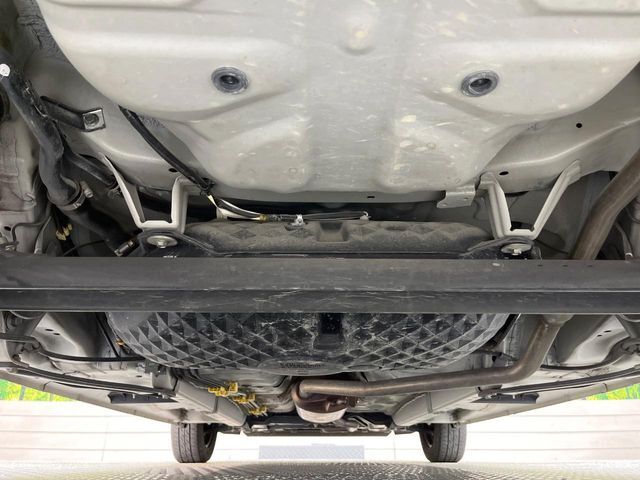 下回りがきれいなうちに、防錆加工の施工がオススメ。降雪地域はもちろん、沿岸部にお住いの方や、趣味でマリン・ウィンタースポーツをされる方に大変好評いただいております。