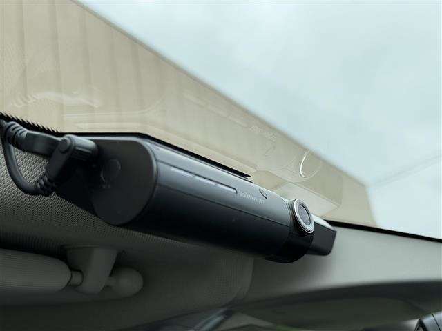 ◆【ドライブレコーダー】映像・音声などの運転中の記録を残します。事故などを起こした起こされた時の証拠になりえますので、もしも時でも安心ですね。