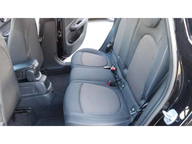 ■自動車業界歴は30年になります■嘘偽りのない正直な商売を心がけています■リピーターの方がほとんどですがもちろん新規のお客様も大歓迎でお待ちしています■