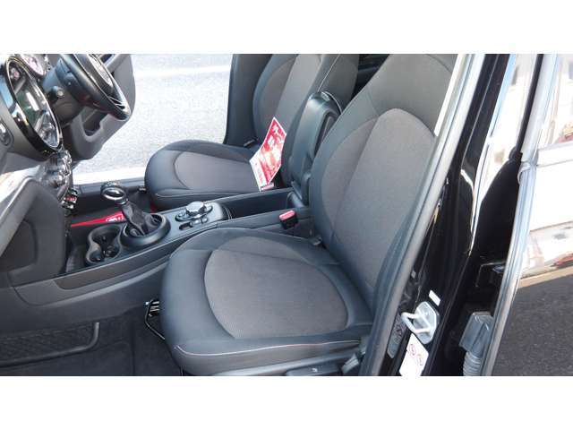 ■特典15■当店はJU（日本中古車連盟）加盟店の中でも一部の優良企業だけが認定される「JU適正販売店」です■JUの認定を受けた中古自動車販売士がお客様に丁寧で分かりやすい説明をさせていただきます■