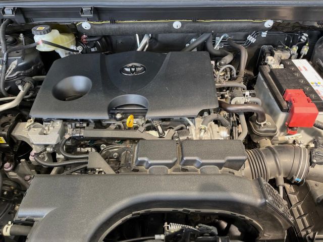親切・丁寧な専門メカニックスタッフが応対！・車検・点検整備・事故等の修理などアフターサービスも安心。お車のカスタマイズもネクステージのサービススタッフまでご相談ください！