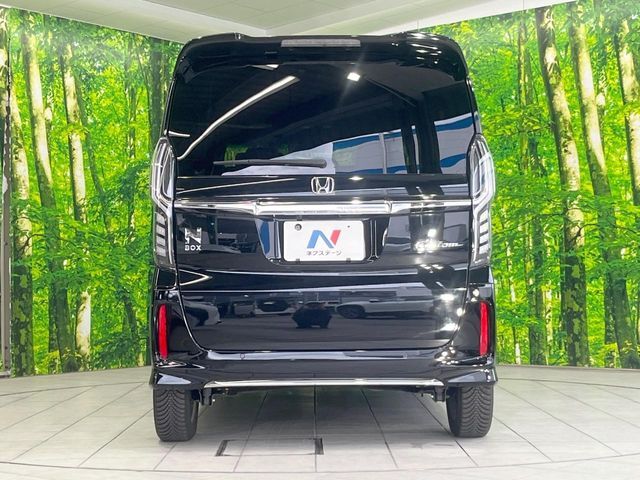 安心の最長10年・走行無制限保証（有償）をご用意。保証内容も充実はもちろん、無料点検＆オイル交換や、年中無休の全国・24時間ロードサービスも付帯されておりますのでご安心下さい。