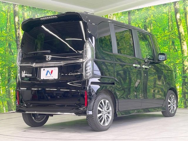 ☆全国のネクステージからお取り寄せが可能※！遠方の店舗に展示してあるクルマが気になる場合も、最寄りの店舗でご覧いただくことが可能です！是非私たちに要望をお聞かせください！※別途費用