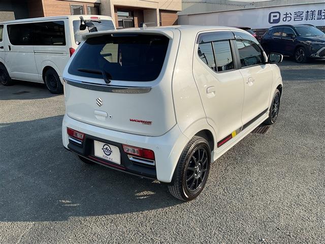 取り回しがしやすいコンパクトな車体です！