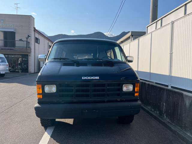 夢のクルマを手に入れよう！アメ車を選ぶなら、当社の実績におまかせ！質問があれば、公式ラインで気軽にご連絡ください！