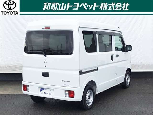 第3者機関「日本自動車査定協会」の車両状態証明書にて情報開示。一台ずつ内外装をチェック。安心のトヨペットU-Car！