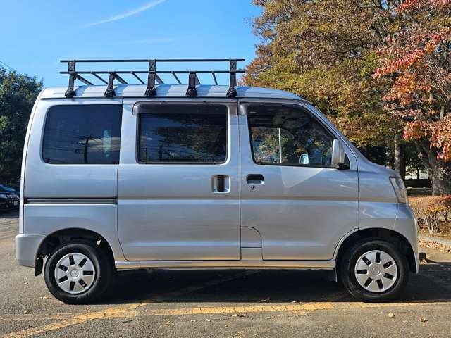 少人数で運営しております。在庫の確認、ご予約をお願いいたします。ストックヤードもございますので、ご予約のない場合はお時間がかかります。