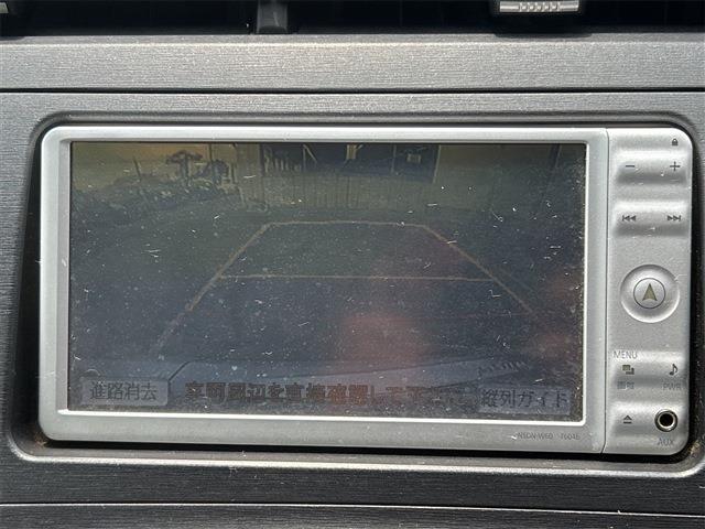バックカメラも付いています。駐車の時に便利なのはもちろんの事、後方死角にいる子供たちに気が付くことができるので安心安全ですね