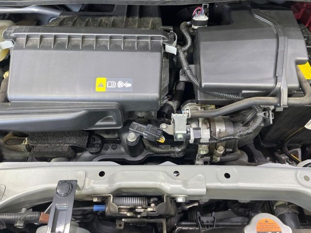 親切・丁寧な専門メカニックスタッフが応対！・車検・点検整備・事故等の修理などアフターサービスも安心。お車のカスタマイズもネクステージのサービススタッフまでご相談ください！