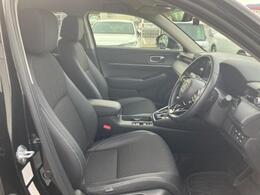 「この車の写真をもっと見たい」「状態が気になる」「この装備はついている？」どんな小さな疑問でもお気軽にお問い合わせください！