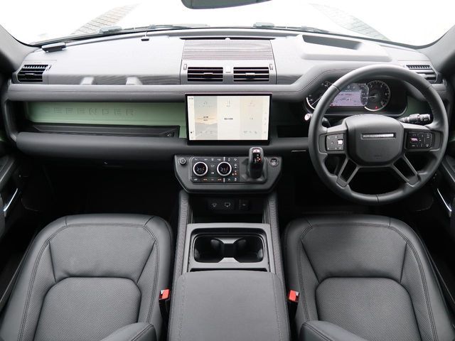 『DEFENDER110』の特別仕様車【75thリミテッドエディション】を認定中古車でご紹介！電子制御エアサスペンション、ファブリックルーフ、マトリックスLEDヘッドライト、ヘッドアップディスプレイ