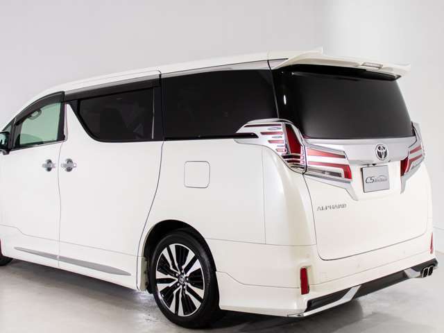 新型アルファード、新型ヴェルファイアはありません。トヨタアルファード30後期、アルファード30系後期型、在庫多数！トヨタ認定中古車アルファードに負けないアルファード専門店CS認定中古車をご提供します