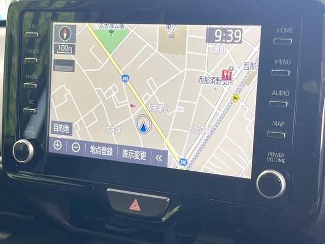 【ナビ機能付きディスプレイオーディオ】ナビ機能搭載の他、お持ちのスマートフォンと連携して、ナビやbluetoothでの音楽再生が可能です♪デザインはもちろん操作性も良好！