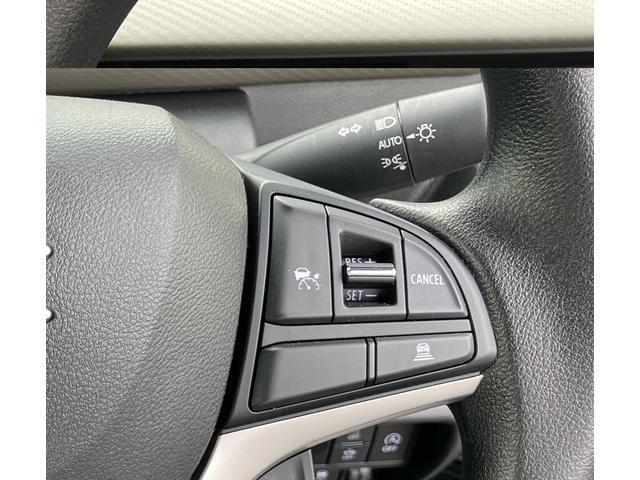 【全車速追従機能付アダプティブクルーズコントロール】ステレオカメラで先行車との距離を測定して設定した車間距離を適切に保ちながら加速・減速、さらに停止までサポート◎