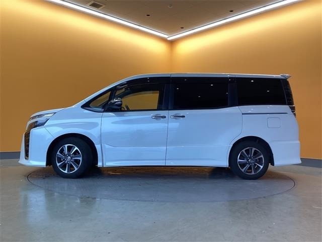 ☆新車の販売も可能です☆新車ご希望のお客様も是非当社にご相談下さいませ♪