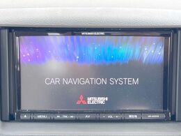 【ナビゲーション】目的地までしっかり案内してくれる使いやすいナビ。Bluetooth接続すればお持ちのスマホやMP3プレイヤーの音楽を再生可能！毎日の運転がさらに楽しくなります！！