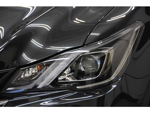 中古車はたった1台との一期一会♪そんな車に会えるように、スタッフが全力でサポート致します！豊富な知識を持ったスタッフと共に、あなただけの1台を一緒に見つけましょう！
