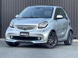 LIBERALAは、輸入車選びの新たなスタイルを提案するインポート・セレクト・ブランドです。オーナー様となる方がクルマから直接感じる感性を第一にした、最良の一台との出会いをコーディネートいたします。