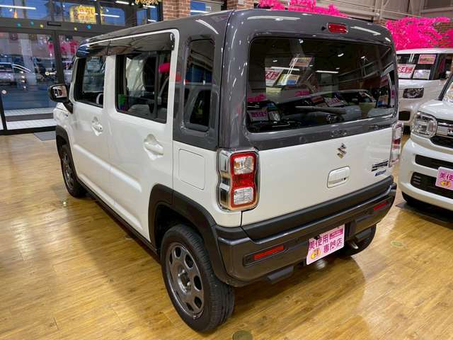 届出済未使用車を一人でも多くの方に提供できるよう専門のスタッフがしっかりと説明し、相談に乗らせていただきます！