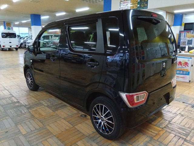 遠方の方も陸送納車承ります！