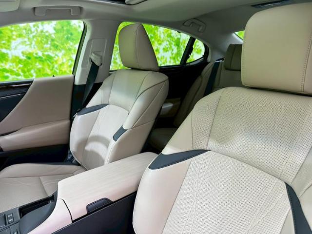 WECARSではほぼ毎日新しい在庫車両を入荷しております！お客様のこだわりを叶える1台がきっとWECARSにあるはずです！