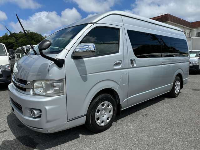 現車確認はスタッフが少人数なので予約制となっております。ご来店の際は在庫確認の電話またはメールお願いします。水　日曜日定休　営業時間AM9：00-18：00