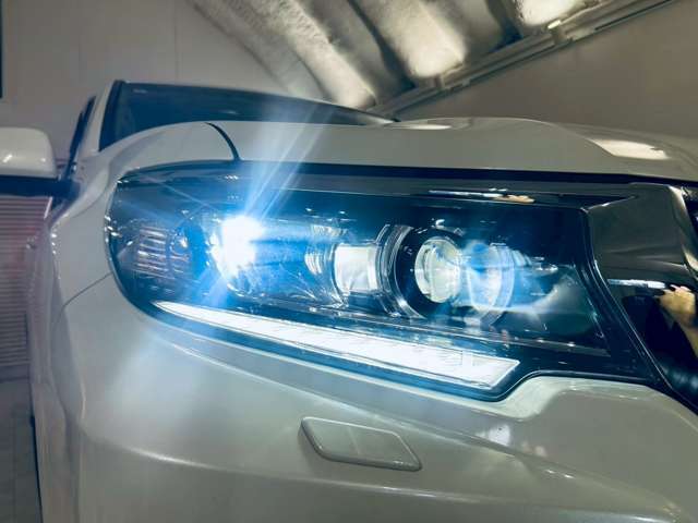 【納車後】弊社では納車後のアフターサービスに力を入れております。中古車は、買った後の心配がつきものだと思います。遠方の方でも安心していただけるよう、お近くの整備工場をご紹介させていただきます【整備】