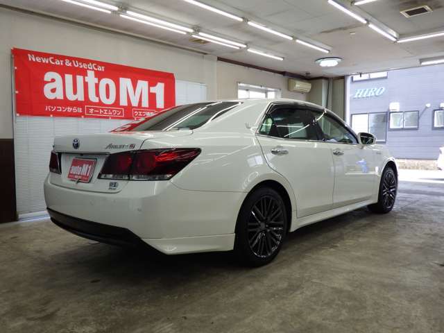 車内もキレイで嫌なニオイもありません。