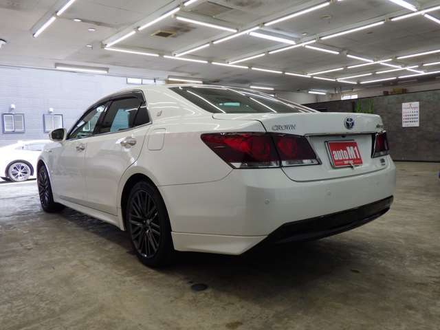 オートエムワンには多数車種様々な在庫がございます。きっとお気に入りの1台に出会えるはずです！