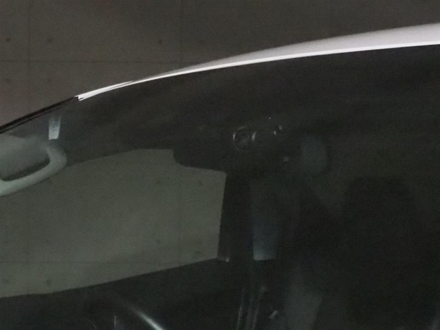 万が一のトラブルのときにも役に立つドライブレコーダーを装備しています。側面衝突や幅寄せ・割り込み対策に！