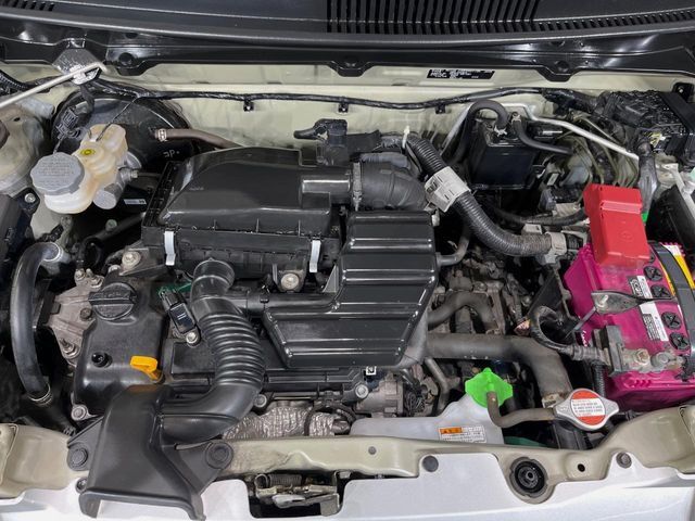 親切・丁寧な専門メカニックスタッフが応対！・車検・点検整備・事故等の修理などアフターサービスも安心。お車のカスタマイズもネクステージのサービススタッフまでご相談ください！