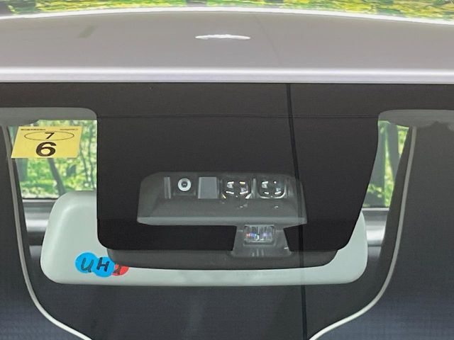 【スズキ　セーフティサポート】走行中に前方の車両等を認識し、衝突しそうな時は警報とブレーキで衝突回避と被害軽減をアシスト。より安全にドライブをお楽しみいただけます。