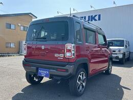 当社のお車は全車整備費用込の価格となっております。別途諸費用等にて整備費用を頂く事はございません。
