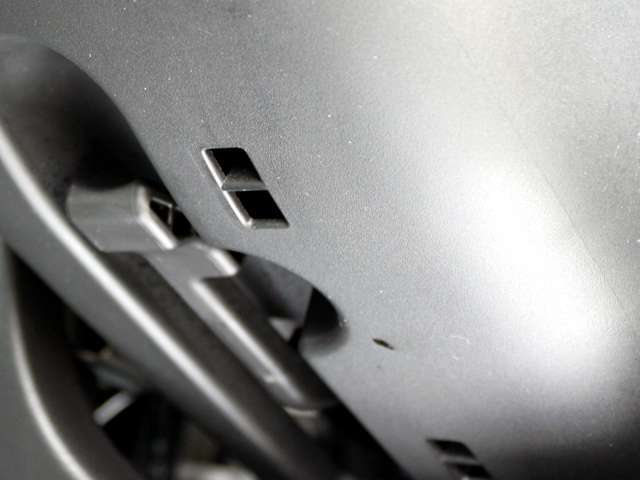 運転しやすいように調整できるチルトステアリング。