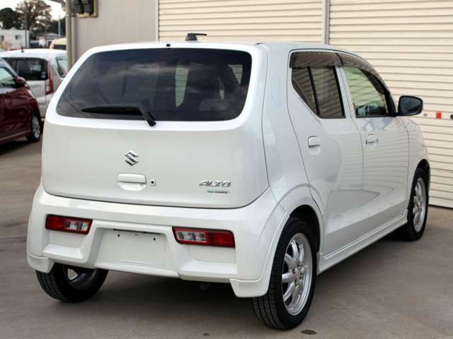 ネット画像だと綺麗に見えたのにというのはよくあります。当店はカーセンサー認定車取扱店、品質評価書で事前に状態チェックが可能です！お問い合わせでの確認もお待ちしております。