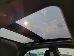 【天井】『天井』の画像になります。写真の内容に関してご不明点、ご質問等がございましたらお気軽にガリバー店舗までお問い合わせください。