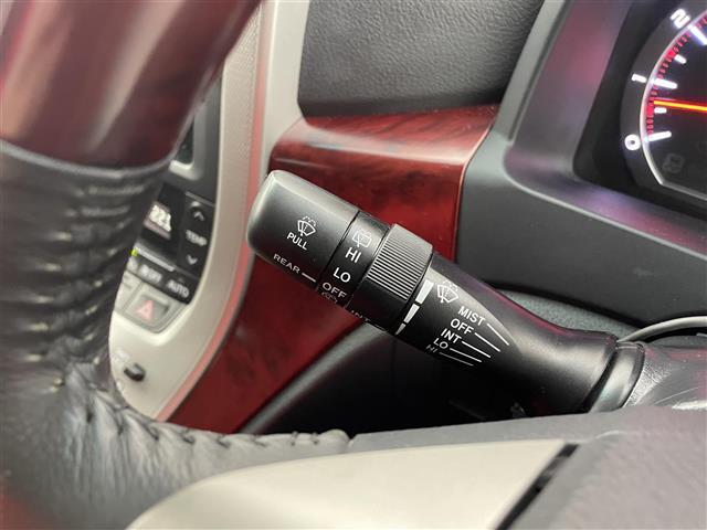 【運転席操作部】快適なドライブを楽しむための機能が装備されています！運転席から触れるので、使いやすいです！除菌プランいれていただくと、さらに清潔で安心していただけます！