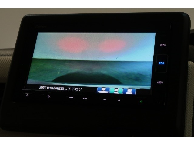 ◆◆バックカメラの画像です。車庫入れの安心感がアップしますね☆