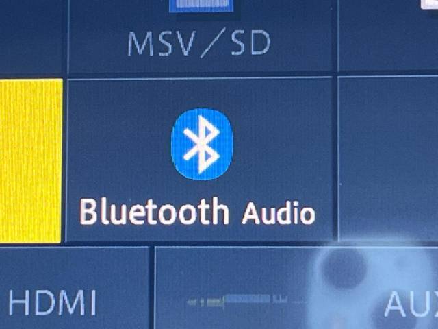 ●Bluetooth：お手持ちのスマートフォンなどと接続し、ハンズフリー通話や臨場感溢れるミュージック再生をお楽しみいただけます。無線接続ですので煩わしさもありません♪