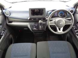 三菱認定UCAR保証　・走行距離無制限の1年間無料保証　・全国三菱ディーラーネットワークで安心　・最長2年間の延長保証有（有料）